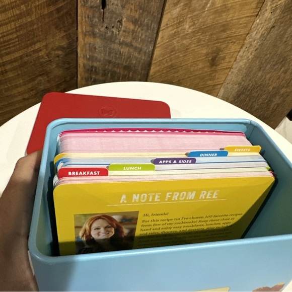 The Pioneer Woman ~ FAVORITE RECIPES ~ Turquoise & Floral Tin ~100 Recipe Cards - Picture 6 of 9